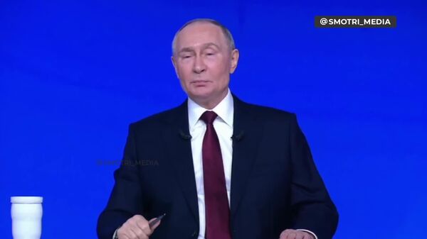 Путин заявил, что западные коллеги помогают в возвращении специалистов в Россию - Sputnik Узбекистан