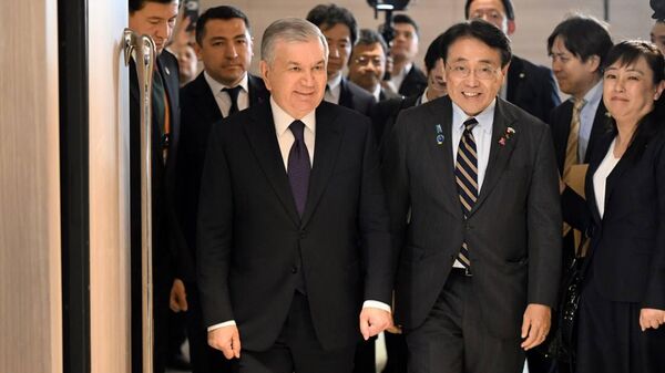 Шавкат Мирзиёев провел встречу с руководителями ведущих компаний, финансовых институтов и бизнес-объединений Японии. - Sputnik Узбекистан