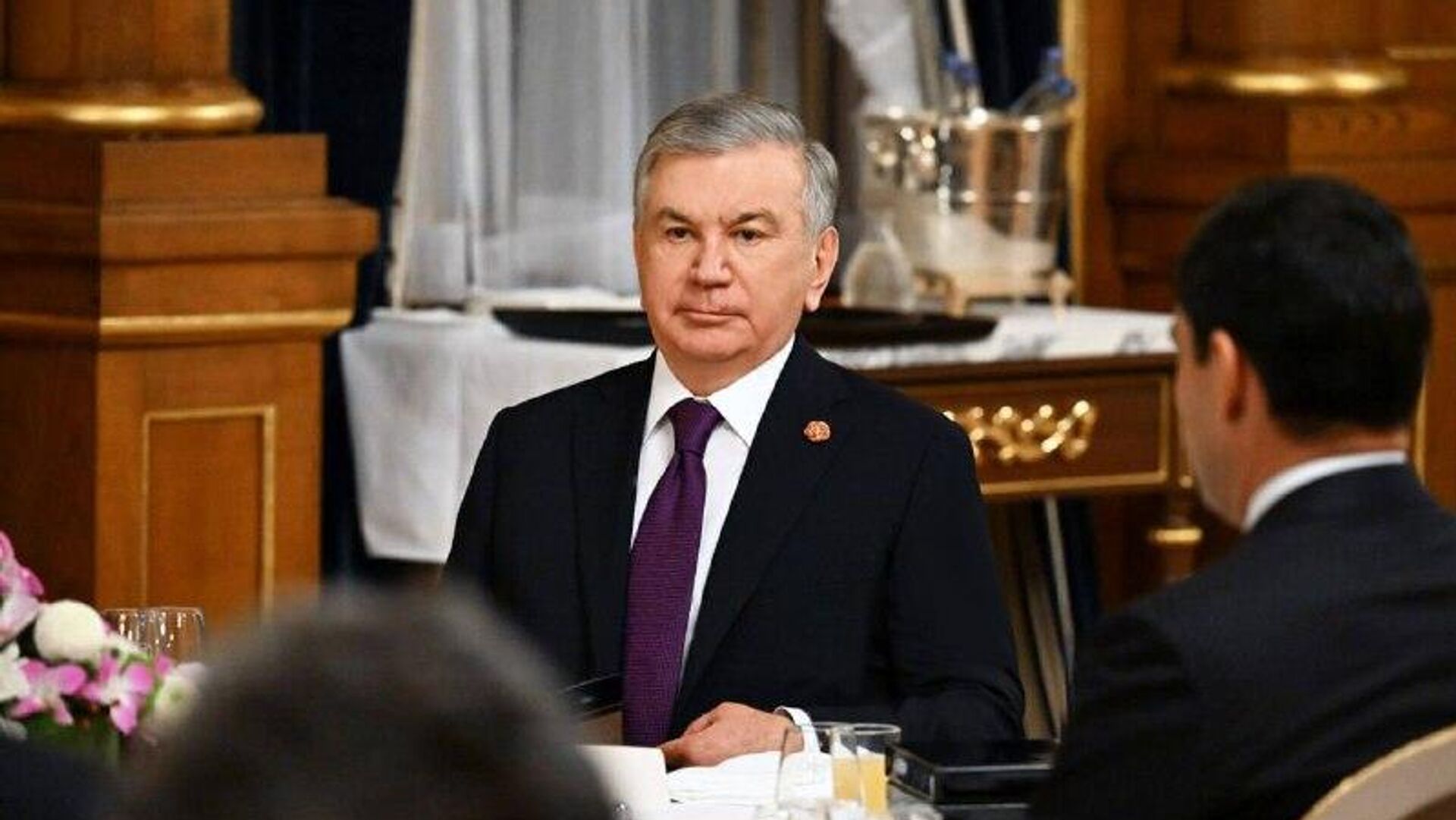 Президент Узбекистана принял участие в официальном приеме в Токио Президент Узбекистана принял участие в официальном приеме в Токио - Sputnik Узбекистан, 1920, 19.12.2025