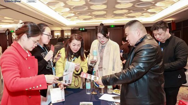 В КНР прошли туристические роудшоу Путешествуй в Узбекистан - Sputnik Узбекистан