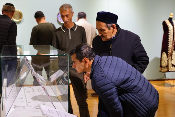 Выставка Золотая Бухара - Sputnik Ўзбекистон