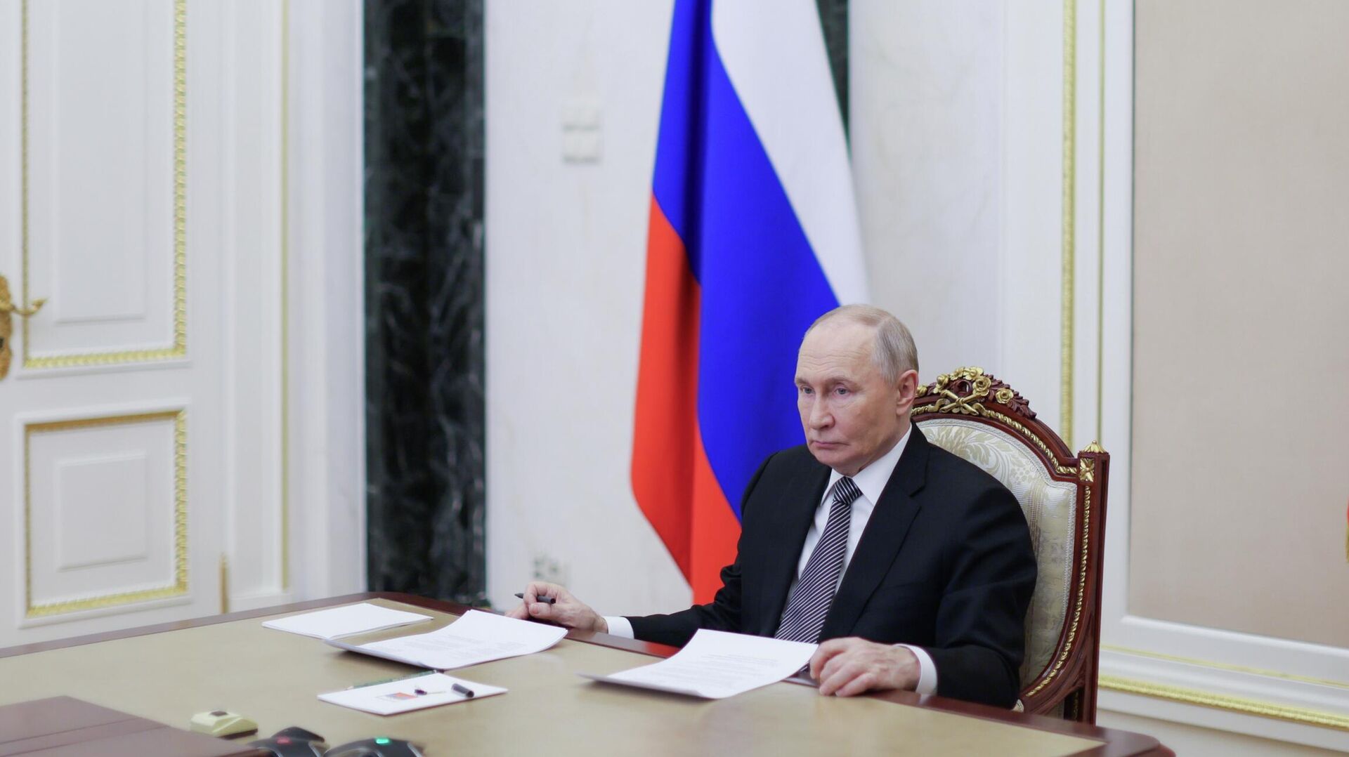 Заседание Совета при президенте РФ по развитию гражданского общества и правам человека Заседание Совета при президенте РФ по развитию гражданского общества и правам человека - Sputnik Узбекистан, 1920, 22.12.2025