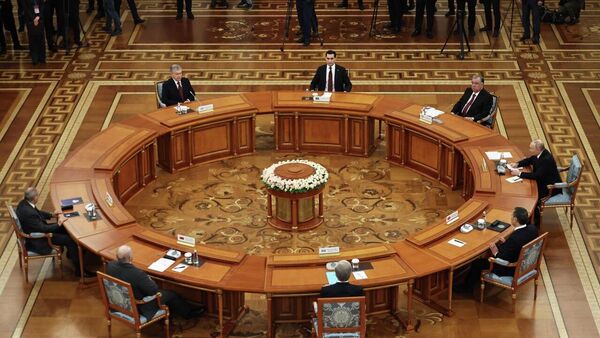 Президент Узбекистана принял участие в неформальной встрече глав государств СНГ  - Sputnik Узбекистан