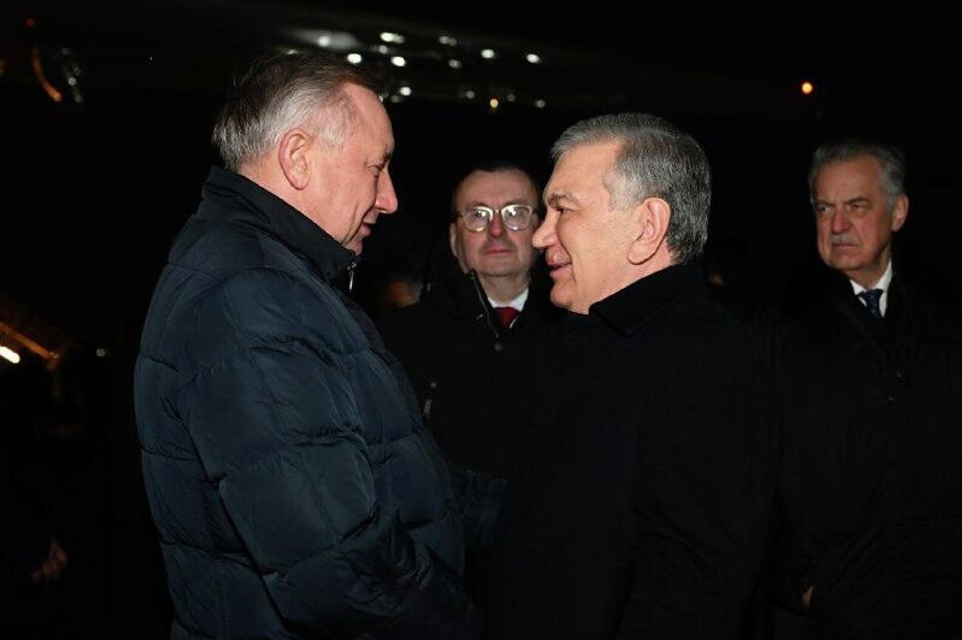 Шавкат Мирзиёев завершил рабочий визит в Санкт-Петербург и отбыл в Ташкент - Sputnik Узбекистан, 1920, 22.12.2025