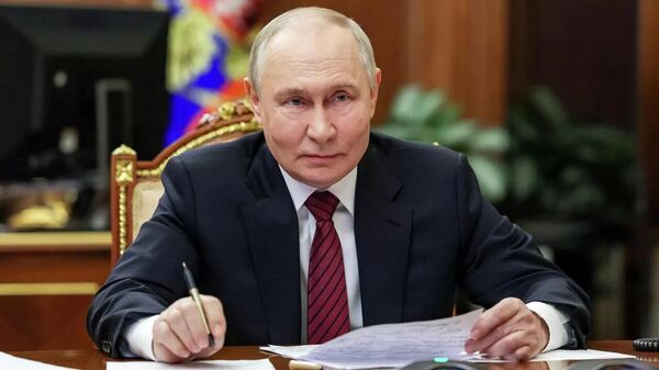 Президент РФ Владимир Путин. - Sputnik Узбекистан