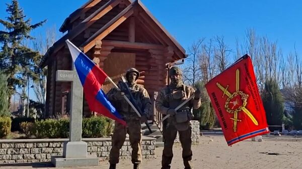 Подразделения группировки войск Восток освободили город Гуляйполе Запорожской области - Sputnik Ўзбекистон