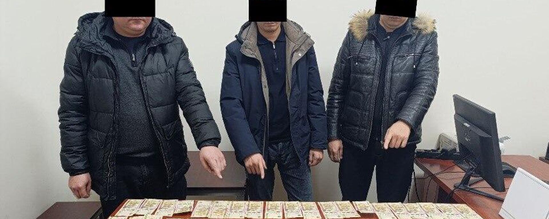 В Каракалпакстане задержаны вымогатели в отношении предпринимателя - Sputnik Ўзбекистон, 1920, 28.12.2025