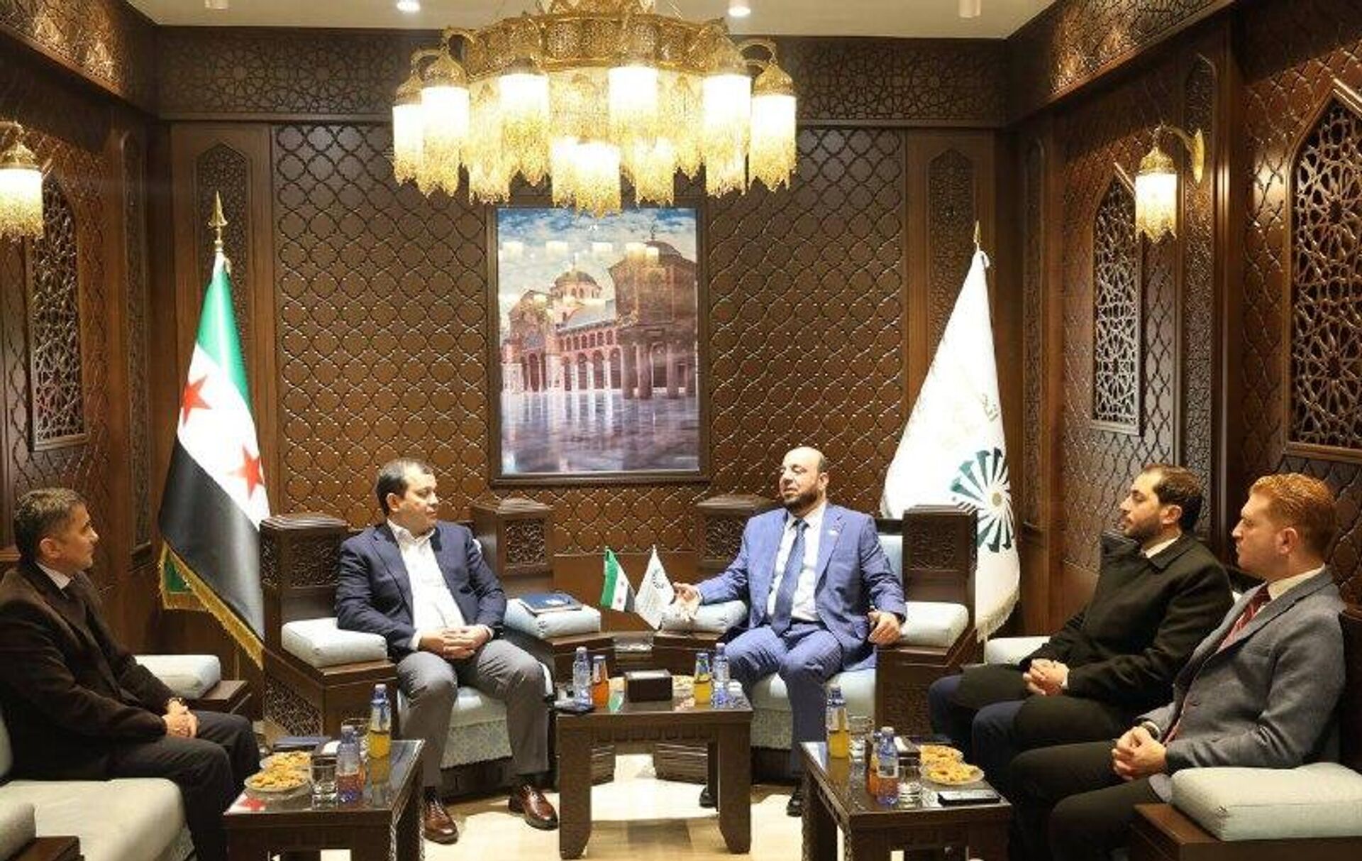 🟠Узбекистан и Сирия намерены развивать экономические связи - Sputnik Узбекистан, 1920, 29.12.2025