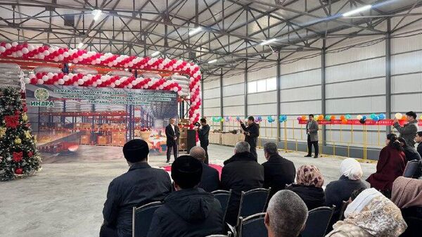 В Самаркандской области совместно с компанией из Китая открыли новый таможенный склад - Sputnik Узбекистан