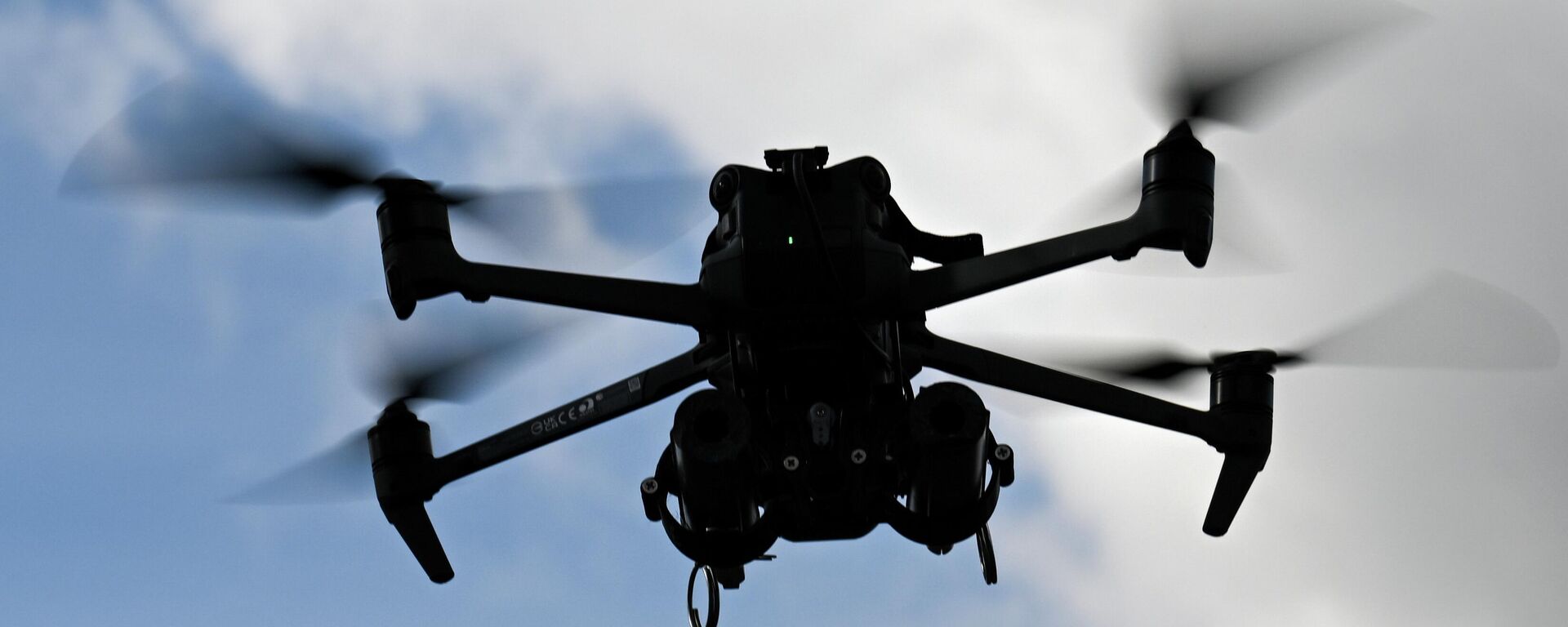 Боевое слаживание военных разведчиков группировки войск Центр в зоне СВО - Sputnik Ўзбекистон, 1920, 30.12.2025