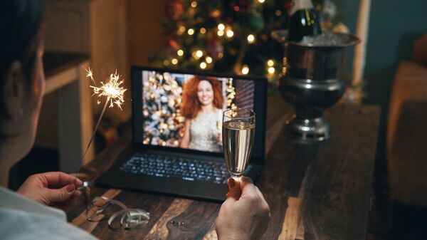 Videozvonok k novomu godu - Sputnik O‘zbekiston