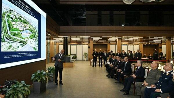 Шавкат Мирзиёев ознакомился с презентацией строительных проектов на территории Нового Ташкента - Sputnik Узбекистан