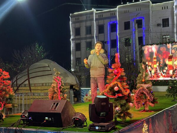 Байрам тадбирлари "Дўстлик" майдонида бўлиб ўтмоқда - Sputnik Ўзбекистон