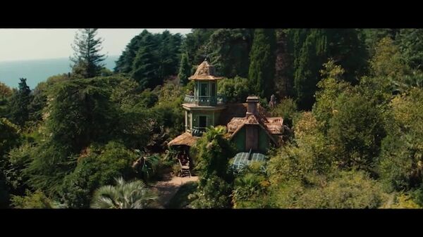 Чебурашка 2: как новые приключения любимого героя приняли зрители в Узбекистане? - Sputnik Узбекистан