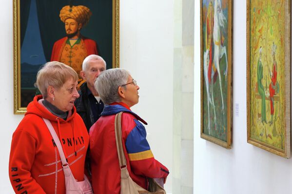 Выставка Национальная армия щит родной земли, страж нашего мира и спокойствия в Ташкенте - Sputnik Ўзбекистон