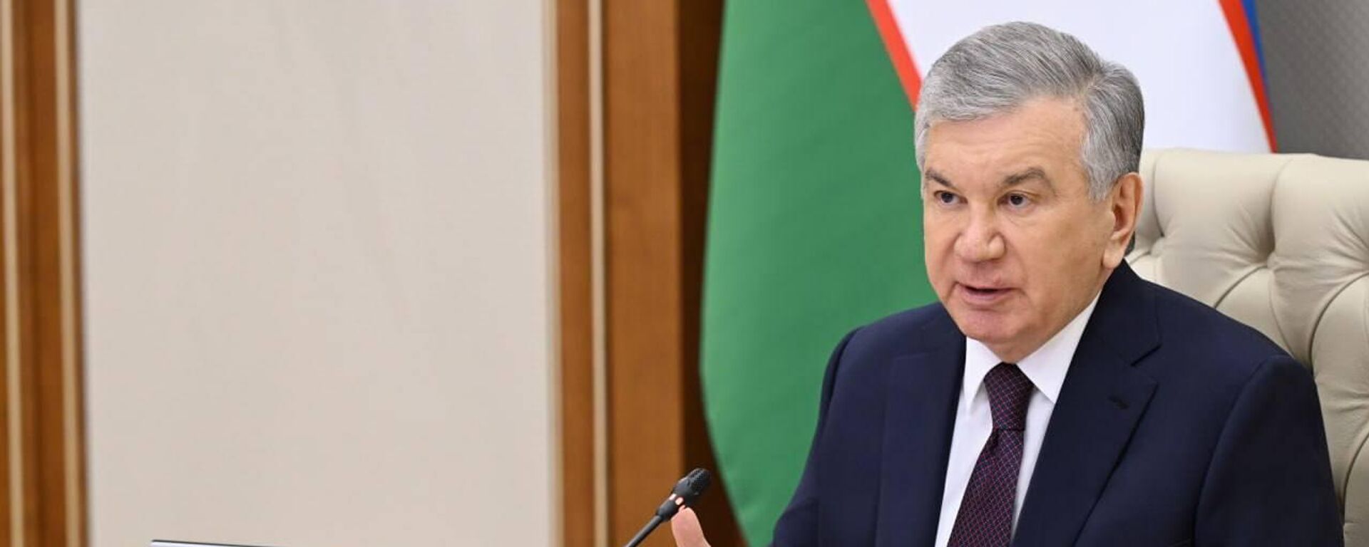 Президент ознакомился с предложениями по совершенствованию системы управления многоквартирным фондом - Sputnik Ўзбекистон, 1920, 15.01.2026