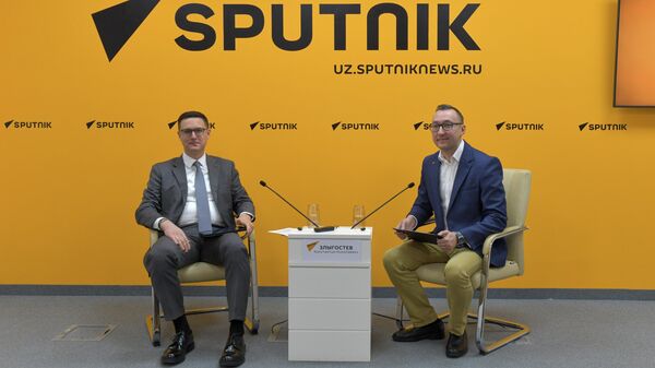 O‘zbekistondagi Rossiya savdo vakili Konstantin Zligostevning matbuot anjumani - Sputnik O‘zbekiston