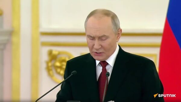 Путин: Россия заинтересована в том, чтобы Афганистан был единым, независимым и мирным государством - Sputnik Узбекистан