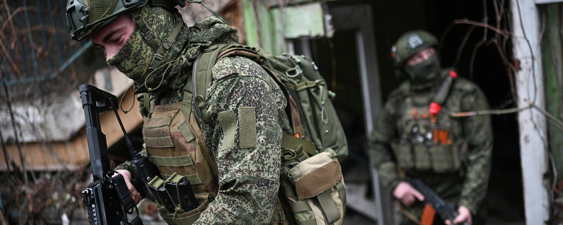 Работа связистов 25-й армии на Краснолиманском направлении СВО - Sputnik Ўзбекистон, 1920, 01.03.2026