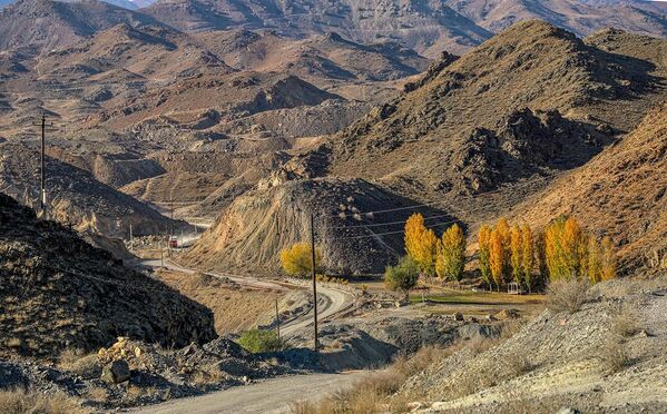 Oltinkon — Chodak qishlog‘i yaqinidagi qishloq - Sputnik O‘zbekiston