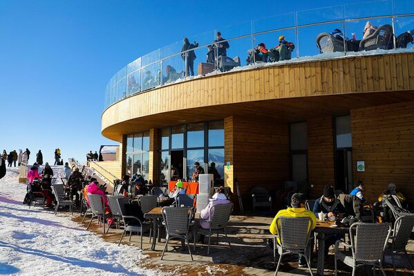 Zimniy otdix v gorax
 - Sputnik O‘zbekiston