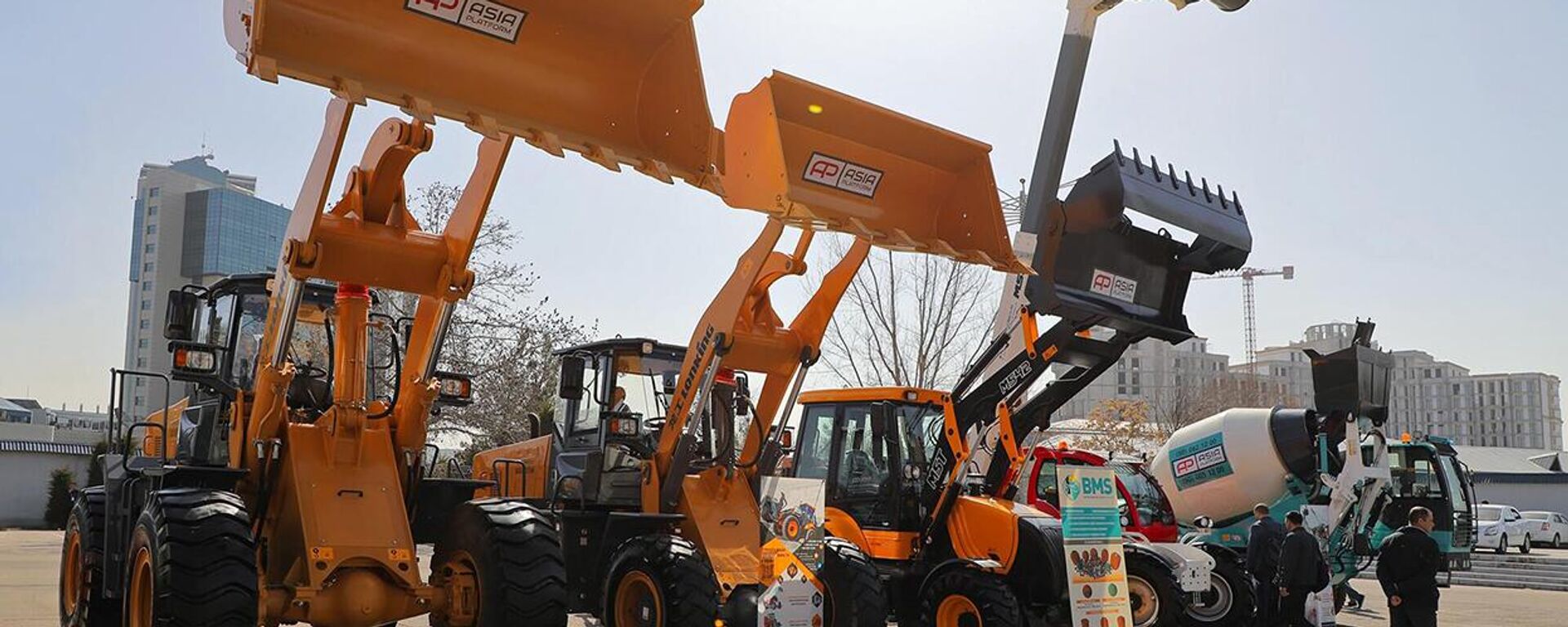 Сельскохозяйственная техника  - Sputnik Узбекистан, 1920, 15.02.2025