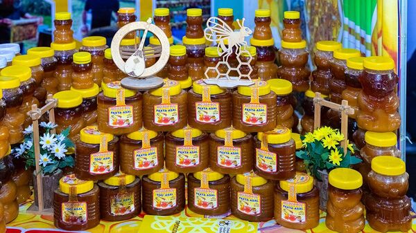 Выставка-ярмарка мёда в Ташкенте - Sputnik Узбекистан