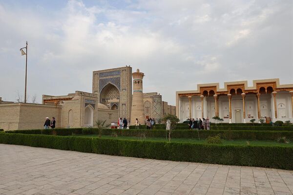 Palomnicheskiy tur Sem Pirov Buxari - Sputnik O‘zbekiston