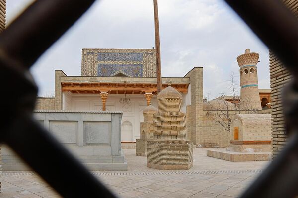 Palomnicheskiy tur Sem Pirov Buxari - Sputnik O‘zbekiston