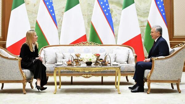 Президент Узбекистана провел встречу с Премьер-министром Италии.
 - Sputnik Узбекистан