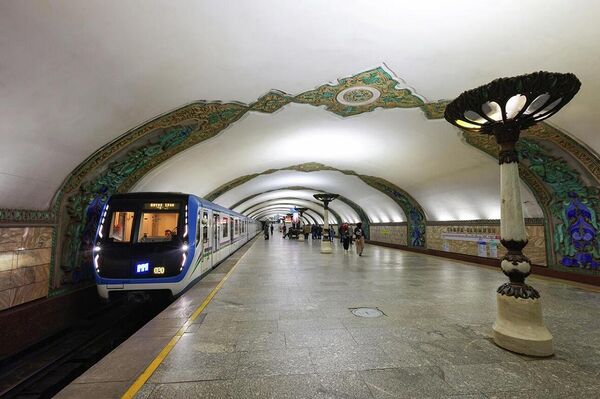 &quot;Ҳамид Олимжон&quot; метро бекати (Чилонзор линияси) - Sputnik Ўзбекистон