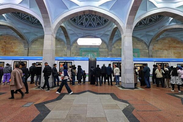 &quot;Алишер Навои&quot; метро бекати - Sputnik Ўзбекистон