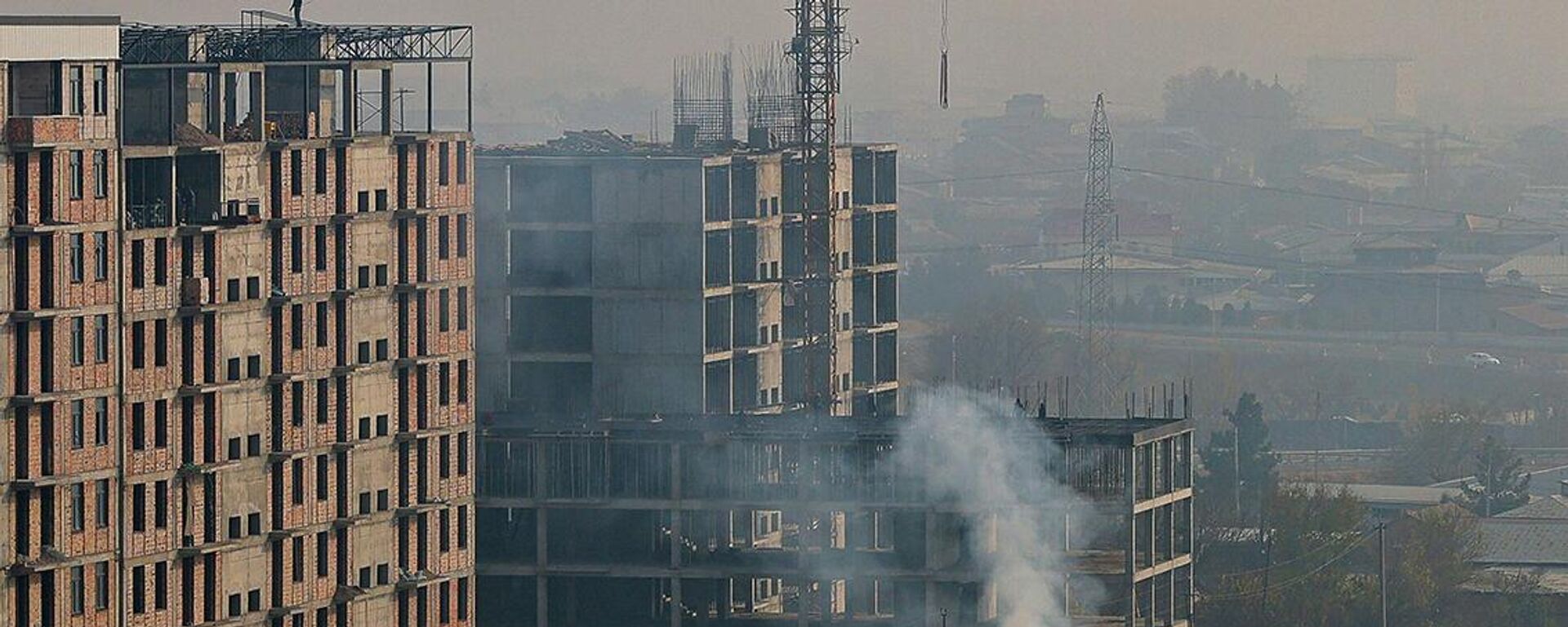 Загрязнённый воздух - Sputnik Ўзбекистон, 1920, 02.12.2025