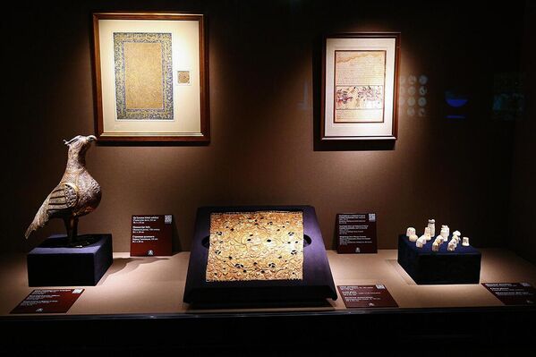 Qo‘lozmalar va artefaktlar: Toshkentdagi Islom sivilizatsiyasi markazidagi ko‘rgazma - Sputnik O‘zbekiston