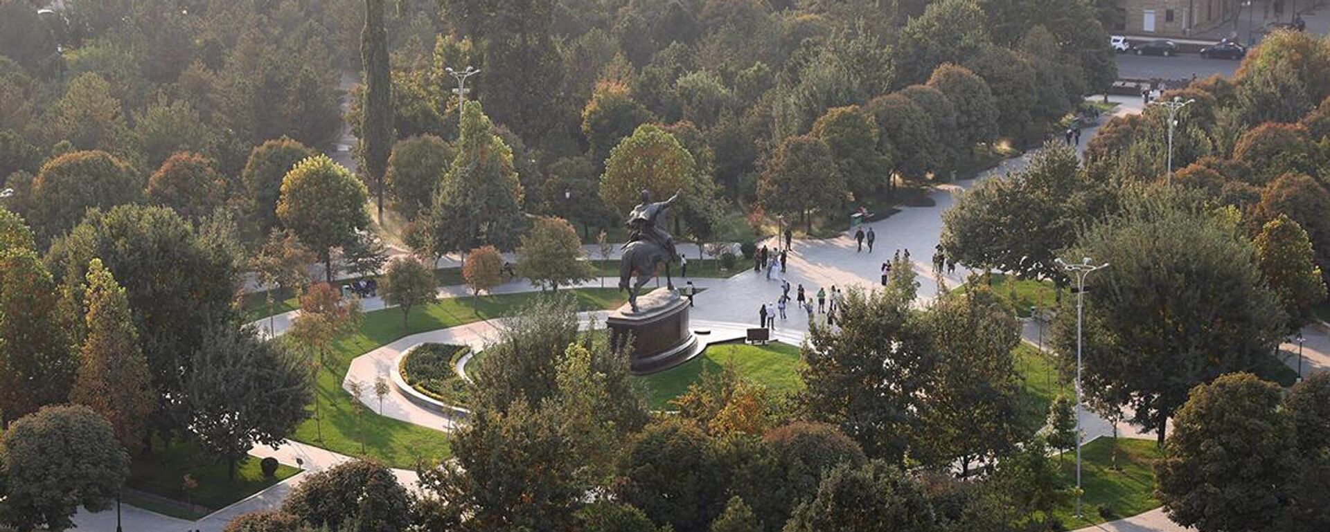 Fotopodborka: osen v Tashkente - Sputnik O‘zbekiston, 1920, 25.11.2025