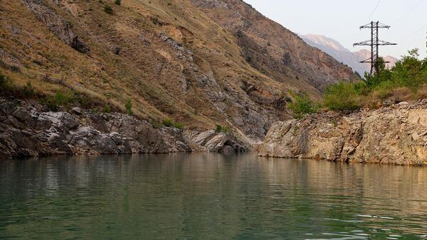 Река Коксу - Sputnik Узбекистан