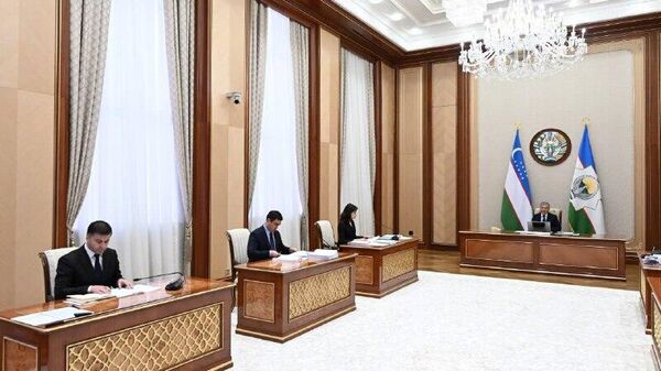 ‍Бригады скорой помощи в Узбекистане оснастят новыми электрокардиографами и дефибрилляторами с мониторами - Sputnik Узбекистан