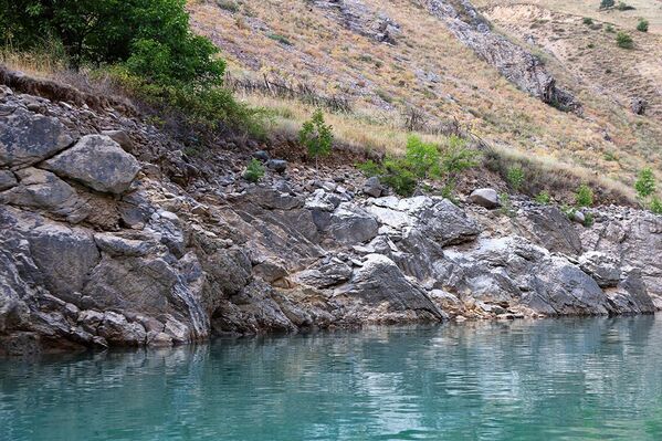 Yakkatut — tixiy ray u beregov Charvaka - Sputnik O‘zbekiston