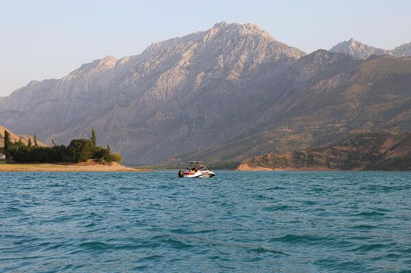 Yakkatut — tixiy ray u beregov Charvaka - Sputnik O‘zbekiston