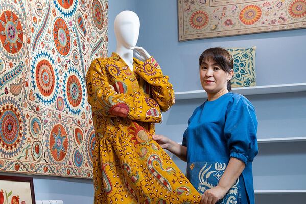 Мадина Касымбаева - мастер национальной вышивки - Sputnik Ўзбекистон