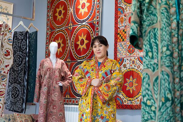 Мадина Касымбаева - мастер национальной вышивки - Sputnik Ўзбекистон