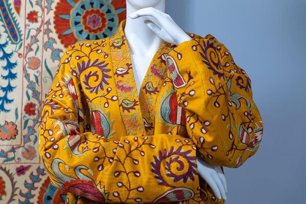 Мадина Касымбаева - мастер национальной вышивки - Sputnik Ўзбекистон