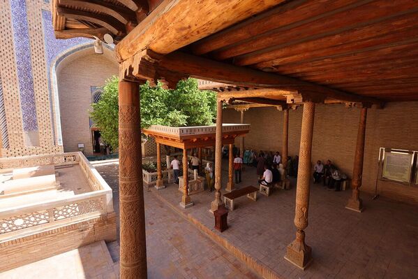 Pahlavon Mahmud javonmardlik yo‘lini tutgan. Bu ta’limotda shaxsiy tarbiya, iymon va halollik ustuvor hisoblanadi. Kurash san’ati unga ko‘ra ilm va amalni uyg‘unlashtirgan hunardir. Ustoz va shogird odoblari haqida ham aniq ta’riflar berilgan: poklik, samimiyat, mehr va sadoqat asosiy qadriyatlardir. - Sputnik O‘zbekiston