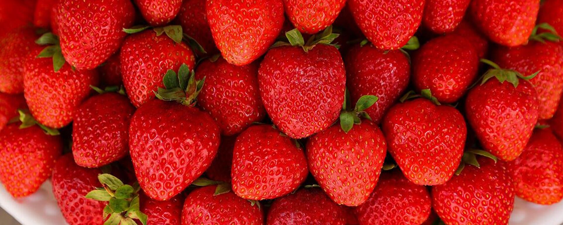 Клубника - Sputnik Узбекистан, 1920, 24.06.2025