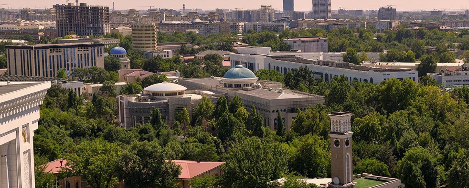 Ташкент в преддверии лета: город с высоты мая - Sputnik Ўзбекистон, 1920, 27.10.2025