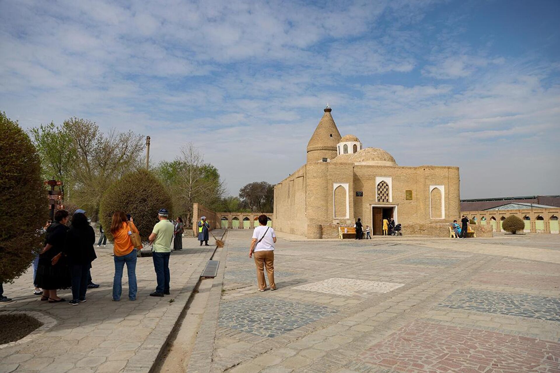 Mavzoley Chashma-Ayub v Buxare - Sputnik O‘zbekiston, 1920, 28.05.2025