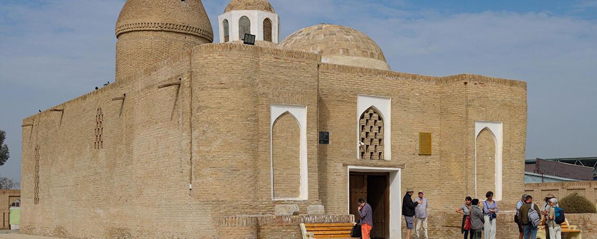 Мавзолей Чашма-Аюб в Бухаре - Sputnik Ўзбекистон, 1920, 28.05.2025