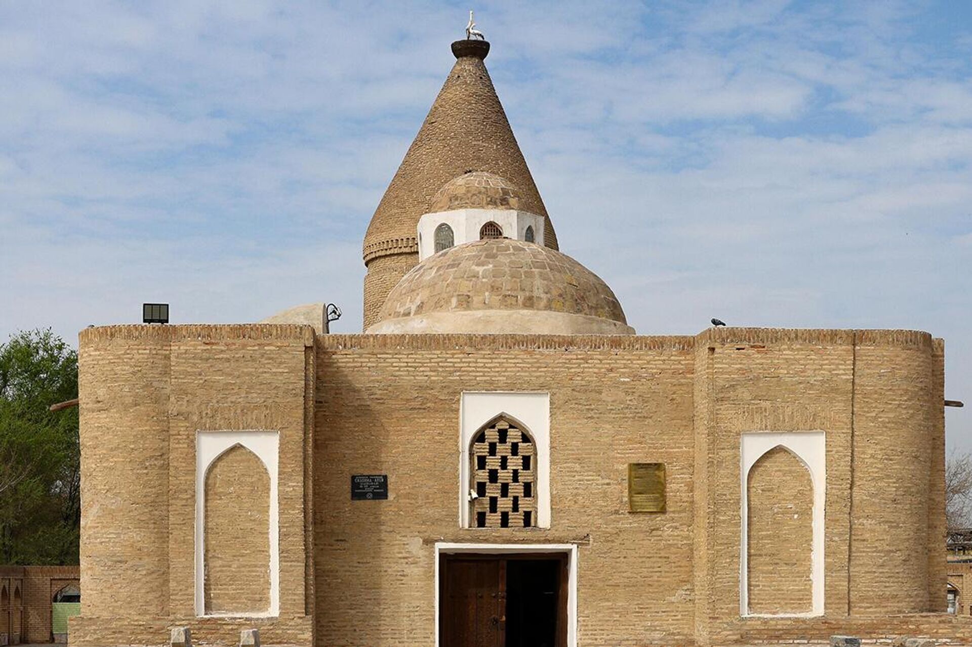 Mavzoley Chashma-Ayub v Buxare - Sputnik O‘zbekiston, 1920, 28.05.2025