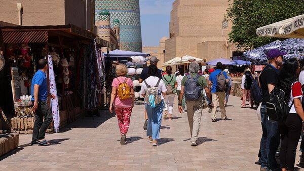 Туристы в Узбекистане - Sputnik Ўзбекистон