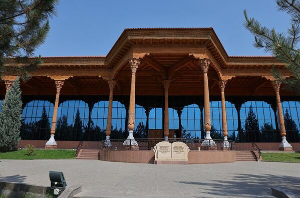 Toshkent muzeyi binosi Toshkent muzeyi binosi - Sputnik O‘zbekiston